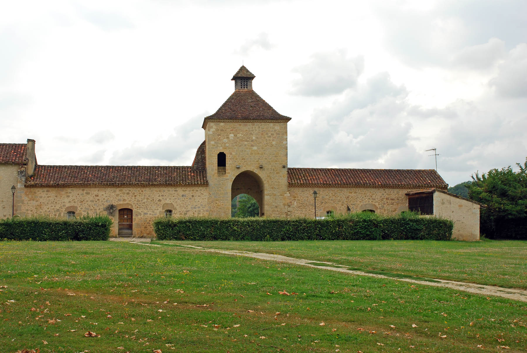 Abbaye de Flaran, Valence-sur-Baise